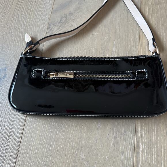 Vanessa Williams Patent Leather Baguette Bag Black NYT Shoulder Purse - Picture 8 of 8